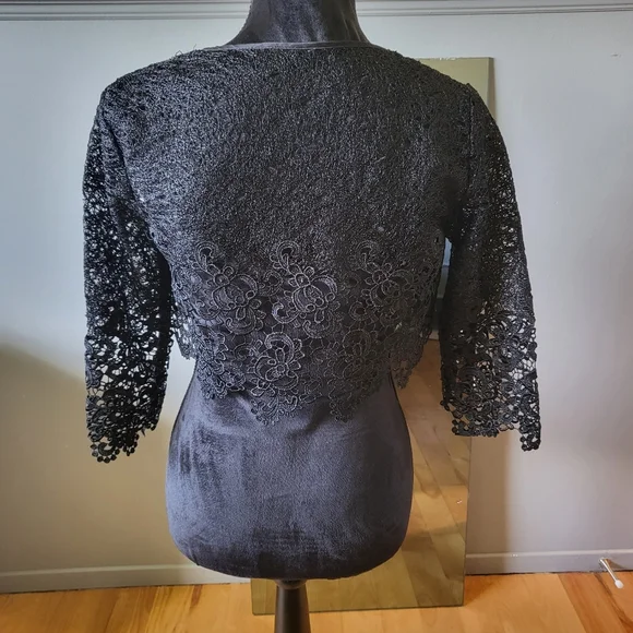 Chic jacket - Picture 2 of 4